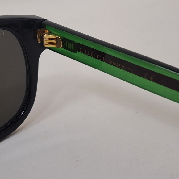 Gucci Men's Sunglasses Black Green Polarized Rectangle GG0003S 52mm 52-21-145 - Picture 4 of 16